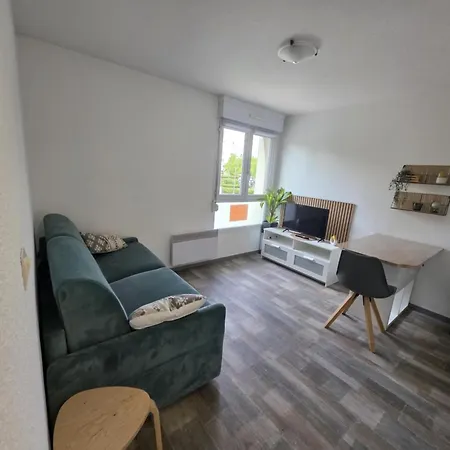 En Face De La Fac De Droit * Douai